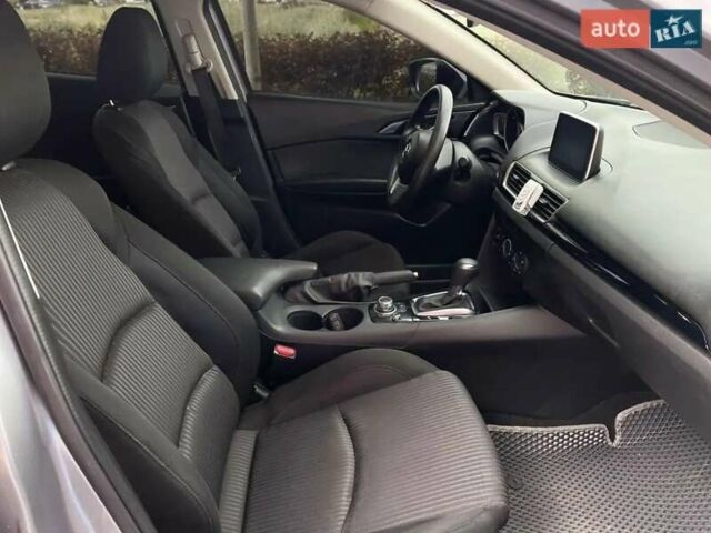 Сірий Мазда 3, об'ємом двигуна 2 л та пробігом 220 тис. км за 9800 $, фото 8 на Automoto.ua