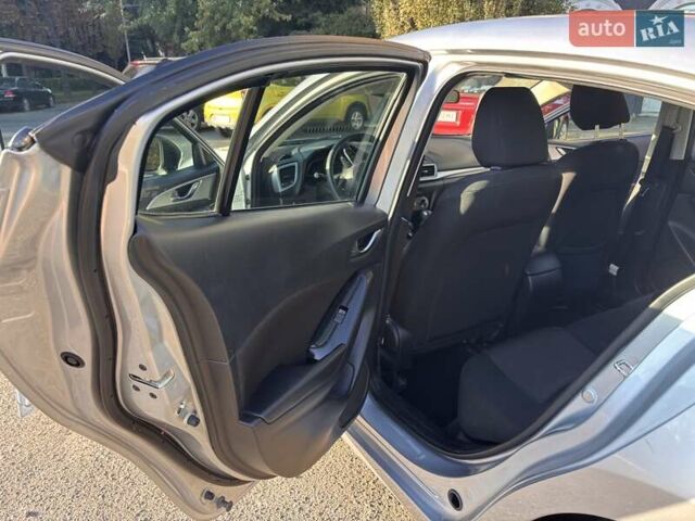 Серый Мазда 3, объемом двигателя 2 л и пробегом 104 тыс. км за 11500 $, фото 15 на Automoto.ua