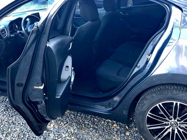 Сірий Мазда 3, об'ємом двигуна 2 л та пробігом 107 тис. км за 11500 $, фото 11 на Automoto.ua