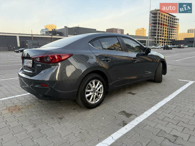 Серый Мазда 3, объемом двигателя 2 л и пробегом 176 тыс. км за 10700 $, фото 4 на Automoto.ua