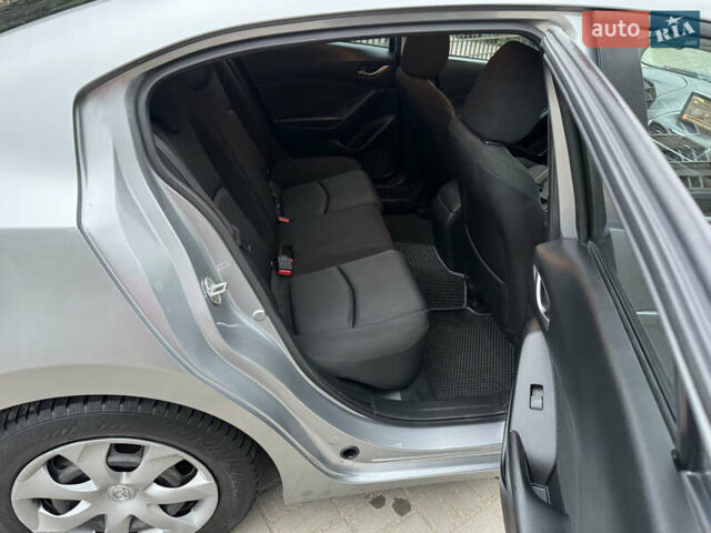 Серый Мазда 3, объемом двигателя 2 л и пробегом 184 тыс. км за 7800 $, фото 17 на Automoto.ua