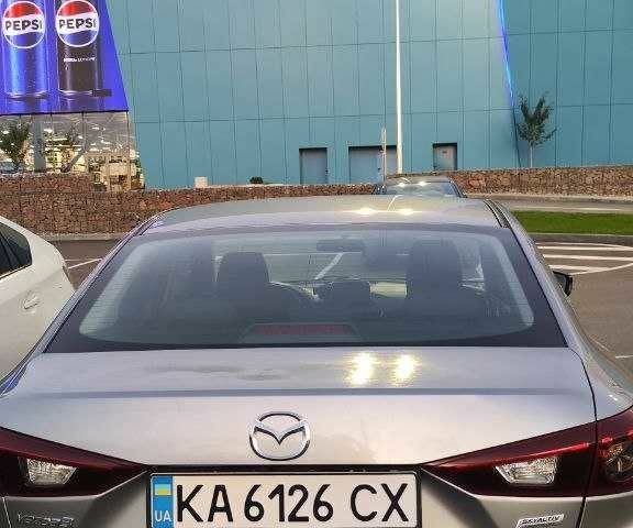 Серый Мазда 3, объемом двигателя 2 л и пробегом 178 тыс. км за 11000 $, фото 10 на Automoto.ua