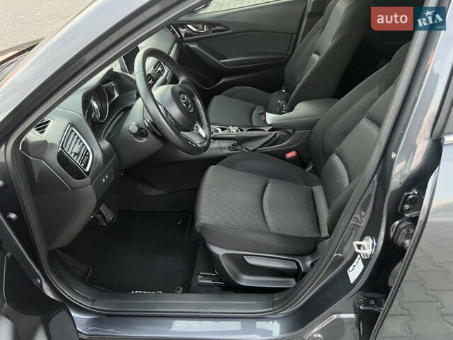 Серый Мазда 3, объемом двигателя 1.5 л и пробегом 96 тыс. км за 15900 $, фото 14 на Automoto.ua
