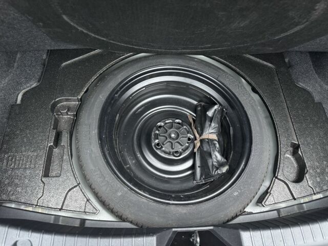 Серый Мазда 3, объемом двигателя 2 л и пробегом 183 тыс. км за 7800 $, фото 17 на Automoto.ua