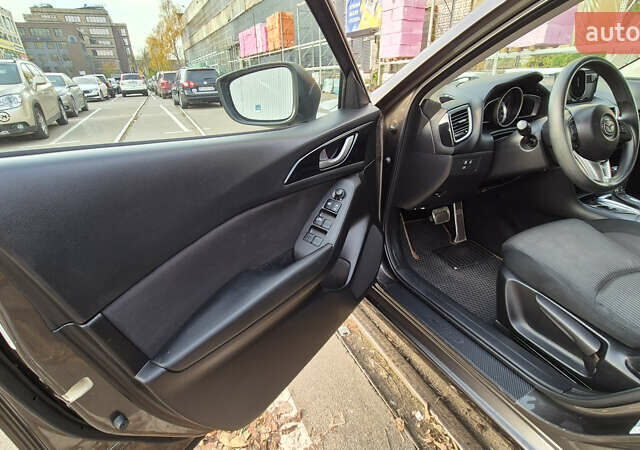 Серый Мазда 3, объемом двигателя 2 л и пробегом 171 тыс. км за 11800 $, фото 13 на Automoto.ua