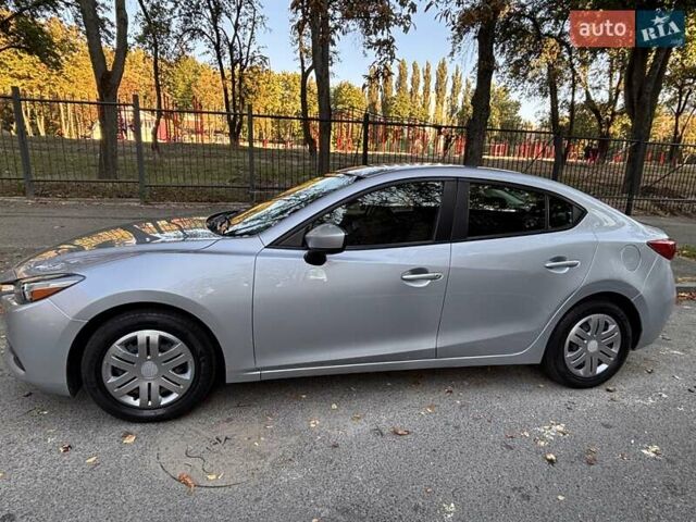 Серый Мазда 3, объемом двигателя 2 л и пробегом 104 тыс. км за 11500 $, фото 2 на Automoto.ua