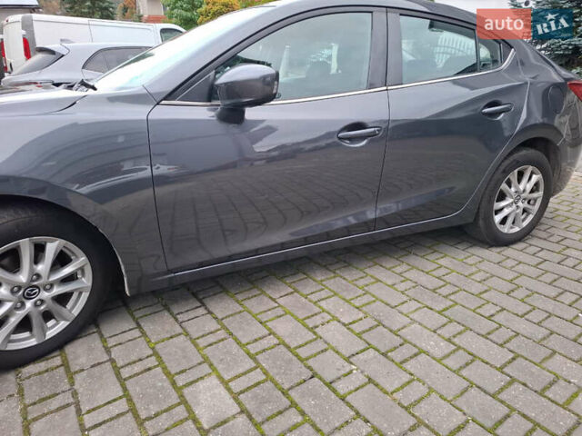 Серый Мазда 3, объемом двигателя 2 л и пробегом 214 тыс. км за 8000 $, фото 4 на Automoto.ua