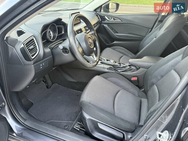 Серый Мазда 3, объемом двигателя 2 л и пробегом 176 тыс. км за 10700 $, фото 11 на Automoto.ua