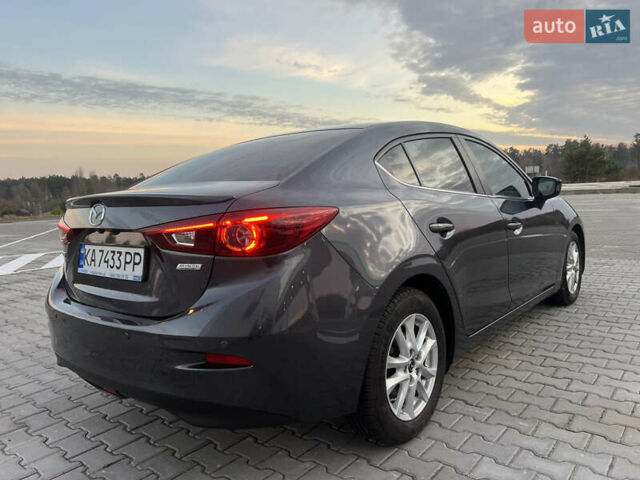 Серый Мазда 3, объемом двигателя 1.5 л и пробегом 96 тыс. км за 15900 $, фото 6 на Automoto.ua
