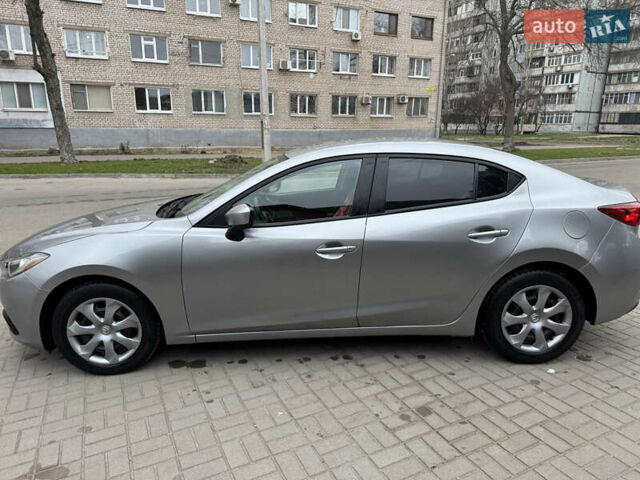 Серый Мазда 3, объемом двигателя 2 л и пробегом 184 тыс. км за 7800 $, фото 3 на Automoto.ua