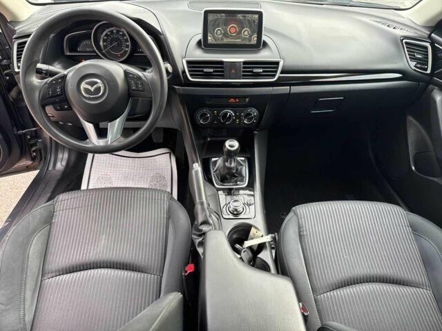Серый Мазда 3, объемом двигателя 2 л и пробегом 103 тыс. км за 2203 $, фото 6 на Automoto.ua