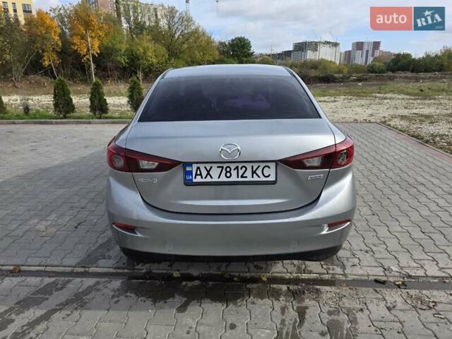 Сірий Мазда 3, об'ємом двигуна 2 л та пробігом 111 тис. км за 9700 $, фото 11 на Automoto.ua