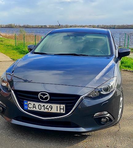 Сірий Мазда 3, об'ємом двигуна 1.5 л та пробігом 117 тис. км за 12900 $, фото 2 на Automoto.ua