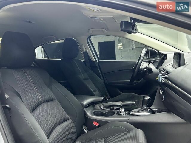 Сірий Мазда 3, об'ємом двигуна 2 л та пробігом 117 тис. км за 14000 $, фото 19 на Automoto.ua