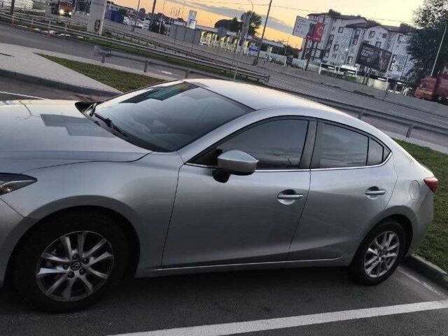 Серый Мазда 3, объемом двигателя 2 л и пробегом 178 тыс. км за 11000 $, фото 2 на Automoto.ua