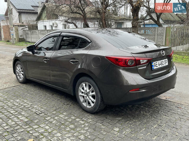 Серый Мазда 3, объемом двигателя 2 л и пробегом 134 тыс. км за 10700 $, фото 10 на Automoto.ua