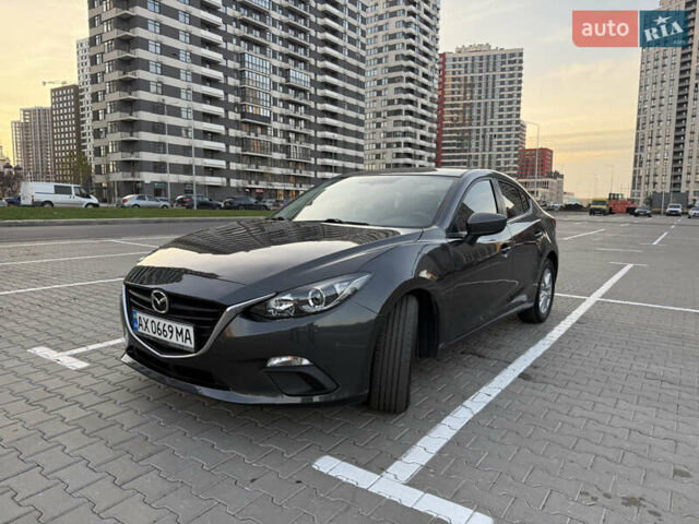 Серый Мазда 3, объемом двигателя 2 л и пробегом 176 тыс. км за 10700 $, фото 1 на Automoto.ua