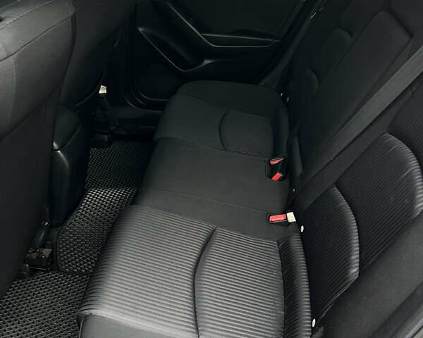 Серый Мазда 3, объемом двигателя 2 л и пробегом 201 тыс. км за 10650 $, фото 13 на Automoto.ua