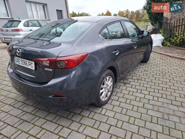 Серый Мазда 3, объемом двигателя 2 л и пробегом 214 тыс. км за 8000 $, фото 3 на Automoto.ua