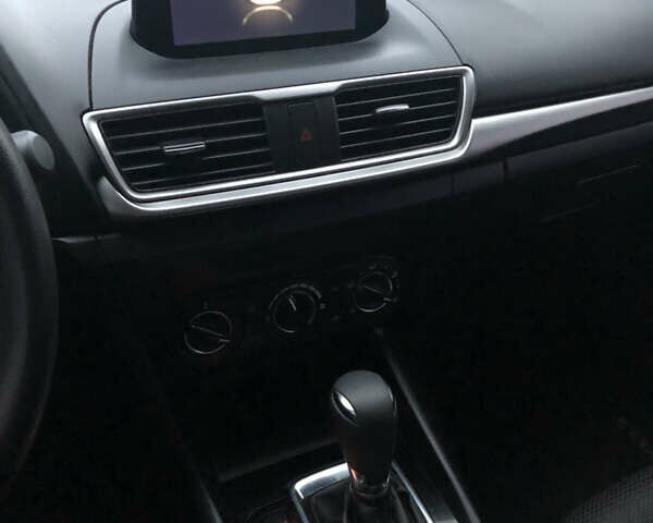 Сірий Мазда 3, об'ємом двигуна 2 л та пробігом 42 тис. км за 14700 $, фото 20 на Automoto.ua