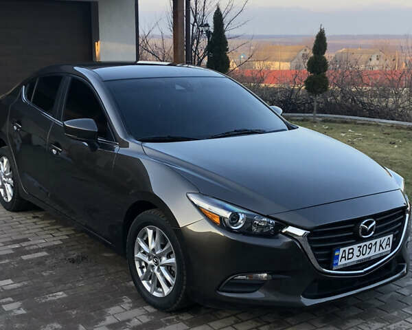 Сірий Мазда 3, об'ємом двигуна 2 л та пробігом 42 тис. км за 14700 $, фото 1 на Automoto.ua