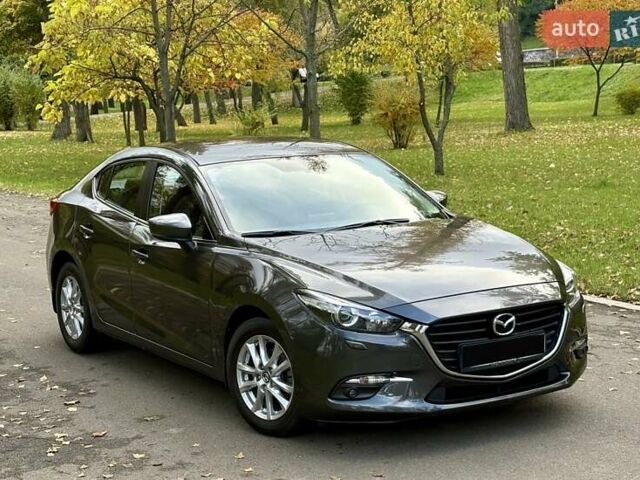 Серый Мазда 3, объемом двигателя 1.5 л и пробегом 52 тыс. км за 15400 $, фото 3 на Automoto.ua