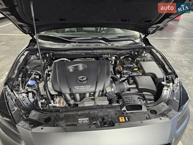 Серый Мазда 3, объемом двигателя 2.5 л и пробегом 128 тыс. км за 12500 $, фото 10 на Automoto.ua