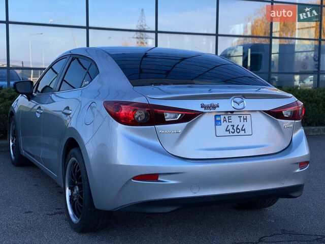 Сірий Мазда 3, об'ємом двигуна 2.49 л та пробігом 120 тис. км за 12199 $, фото 9 на Automoto.ua
