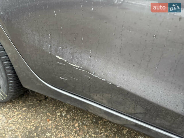 Сірий Мазда 3, об'ємом двигуна 2.49 л та пробігом 75 тис. км за 13990 $, фото 8 на Automoto.ua