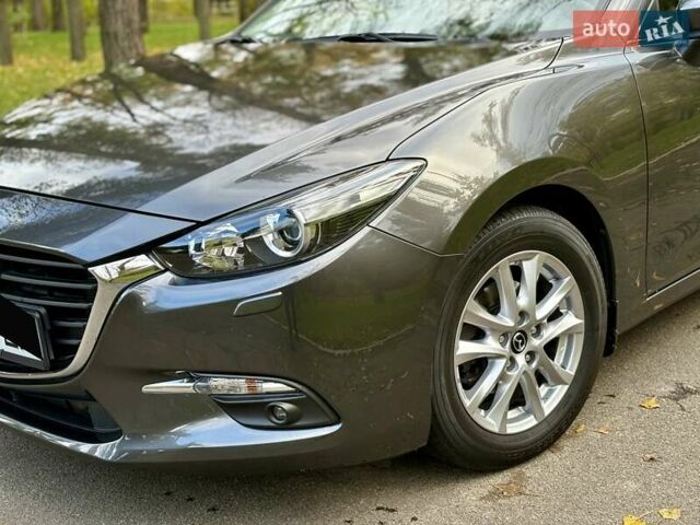 Серый Мазда 3, объемом двигателя 1.5 л и пробегом 52 тыс. км за 15400 $, фото 17 на Automoto.ua