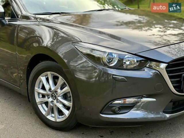 Серый Мазда 3, объемом двигателя 1.5 л и пробегом 52 тыс. км за 15400 $, фото 12 на Automoto.ua