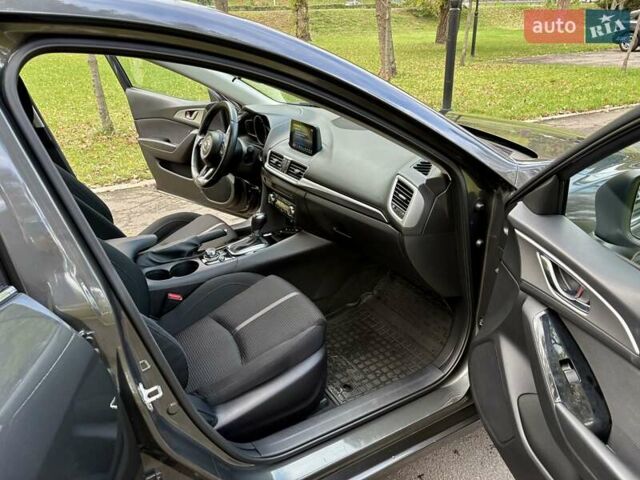 Серый Мазда 3, объемом двигателя 1.5 л и пробегом 52 тыс. км за 15400 $, фото 7 на Automoto.ua