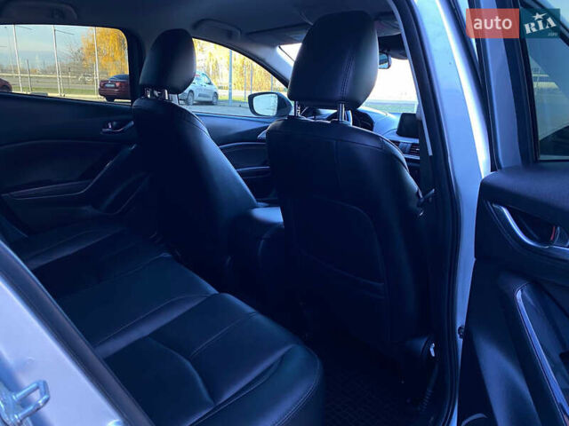 Сірий Мазда 3, об'ємом двигуна 2.49 л та пробігом 120 тис. км за 12199 $, фото 15 на Automoto.ua