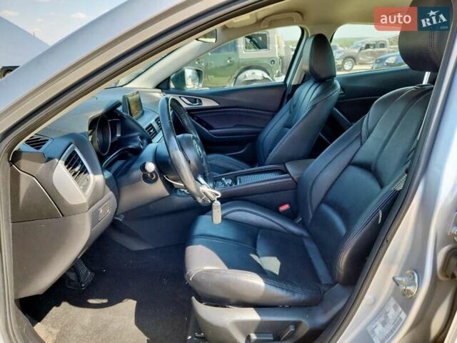 Мазда 3 2017 у Києві на Automoto.ua Сірий Мазда 3, об'ємом двигуна 2 л та пробігом 148 тис. км за 1700 $, фото 6 на Automoto.ua