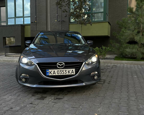 Сірий Мазда 3, об'ємом двигуна 2 л та пробігом 149 тис. км за 10900 $, фото 1 на Automoto.ua