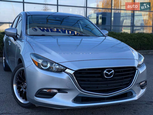 Сірий Мазда 3, об'ємом двигуна 2.49 л та пробігом 120 тис. км за 12199 $, фото 2 на Automoto.ua