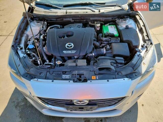 Мазда 3 2017 у Києві на Automoto.ua Сірий Мазда 3, об'ємом двигуна 2 л та пробігом 148 тис. км за 1700 $, фото 10 на Automoto.ua