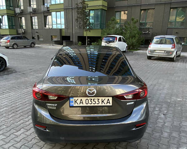 Сірий Мазда 3, об'ємом двигуна 2 л та пробігом 149 тис. км за 10900 $, фото 5 на Automoto.ua