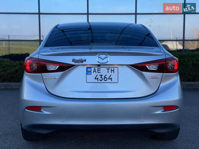 Сірий Мазда 3, об'ємом двигуна 2.49 л та пробігом 120 тис. км за 12199 $, фото 8 на Automoto.ua