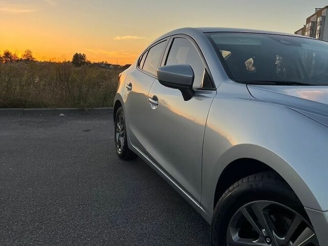 Серый Мазда 3, объемом двигателя 2 л и пробегом 138 тыс. км за 12400 $, фото 8 на Automoto.ua