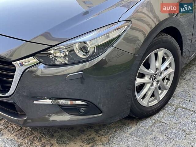 Серый Мазда 3, объемом двигателя 1.5 л и пробегом 50 тыс. км за 15800 $, фото 38 на Automoto.ua