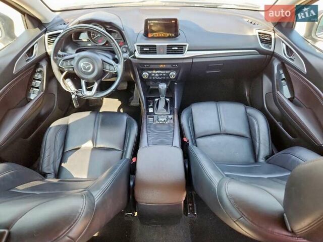 Мазда 3 2017 у Києві на Automoto.ua Сірий Мазда 3, об'ємом двигуна 2 л та пробігом 148 тис. км за 1700 $, фото 7 на Automoto.ua
