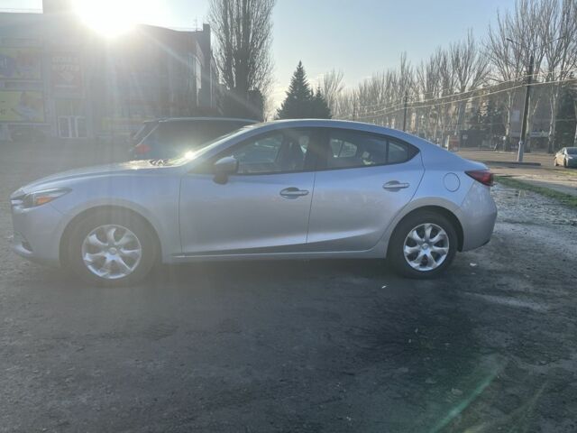 Серый Мазда 3, объемом двигателя 2 л и пробегом 170 тыс. км за 12300 $, фото 3 на Automoto.ua