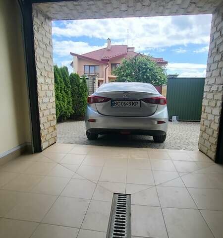 Серый Мазда 3, объемом двигателя 2.49 л и пробегом 45 тыс. км за 14600 $, фото 1 на Automoto.ua