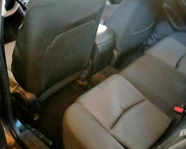 Серый Мазда 3, объемом двигателя 2 л и пробегом 36 тыс. км за 13200 $, фото 5 на Automoto.ua