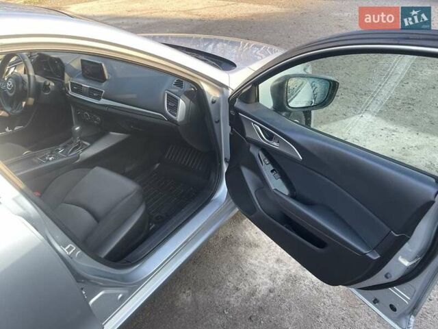 Серый Мазда 3, объемом двигателя 2 л и пробегом 170 тыс. км за 12300 $, фото 7 на Automoto.ua