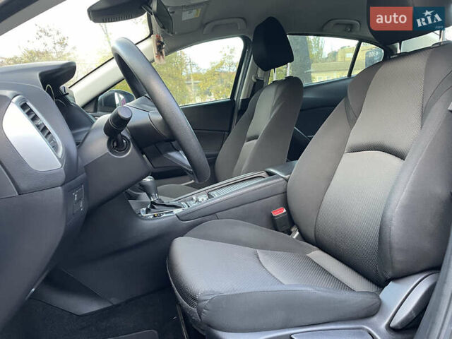 Сірий Мазда 3, об'ємом двигуна 2 л та пробігом 47 тис. км за 12999 $, фото 8 на Automoto.ua