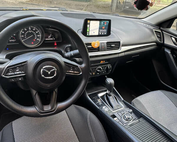 Серый Мазда 3, объемом двигателя 2 л и пробегом 69 тыс. км за 13500 $, фото 6 на Automoto.ua