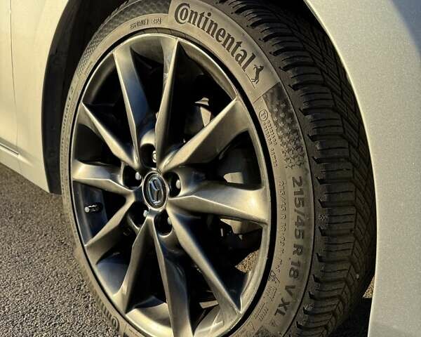 Серый Мазда 3, объемом двигателя 2.5 л и пробегом 82 тыс. км за 12500 $, фото 7 на Automoto.ua