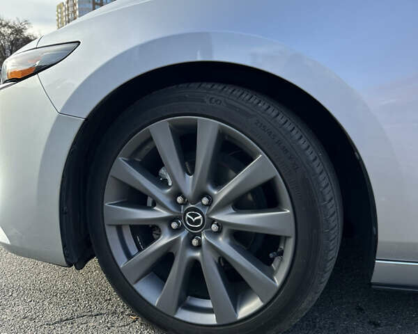 Серый Мазда 3, объемом двигателя 2.49 л и пробегом 56 тыс. км за 16200 $, фото 6 на Automoto.ua